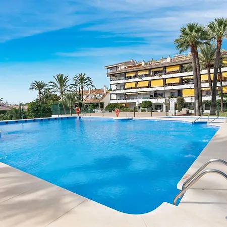 Spacious & Comfy In Golden Mile Appartement *