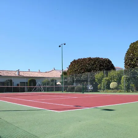 Spacious & Comfy In Golden Mile Appartement