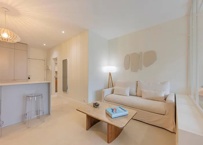 Spacious & Comfy In Golden Mile Apartament Marbella