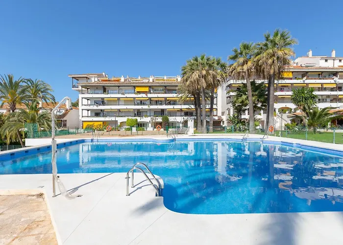 Spacious & Comfy In Golden Mile Marbella